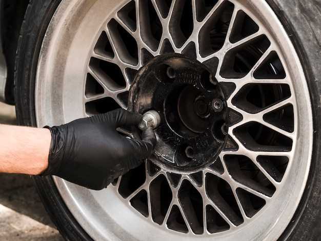 Откручивание тормозного диска