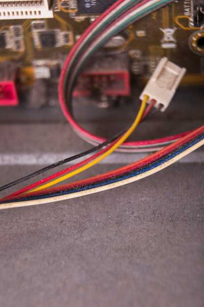 Разбор схемы распиновки разъема OBD-II на Вольво 850